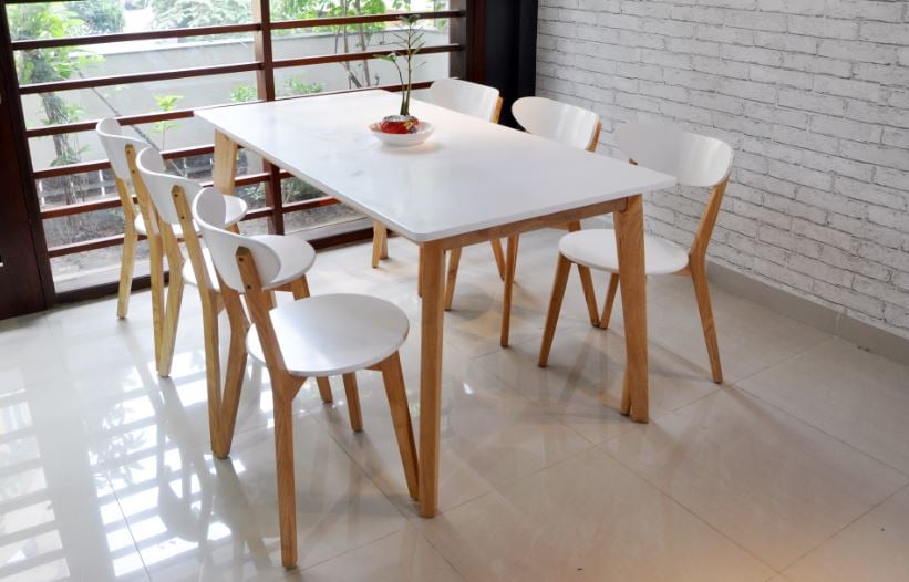 Bố trí bàn ăn không đúng phong thủy có thể gây ảnh hưởng đến sức khỏe, vận may của các thành viên trong Shbet111 slot, casino, thể thao, xổ số.