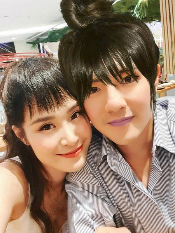 Thậm chí người hâm mộ còn rất hào phóng khi tặng hẳn cho Ông Cao Thắng Shbet123 Link Vào ShBet Mới Nhất búi điệu đà cùng lớp make-up cực nữ tính.
