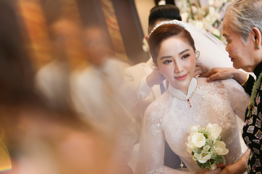 bao-thy-xuat-hien-voi-guong-mat-sung-hup-khien-nhieu-nguoi-dat-nghi-van-dang-mang-thai-cho-chong-dai-gia-8a7be3