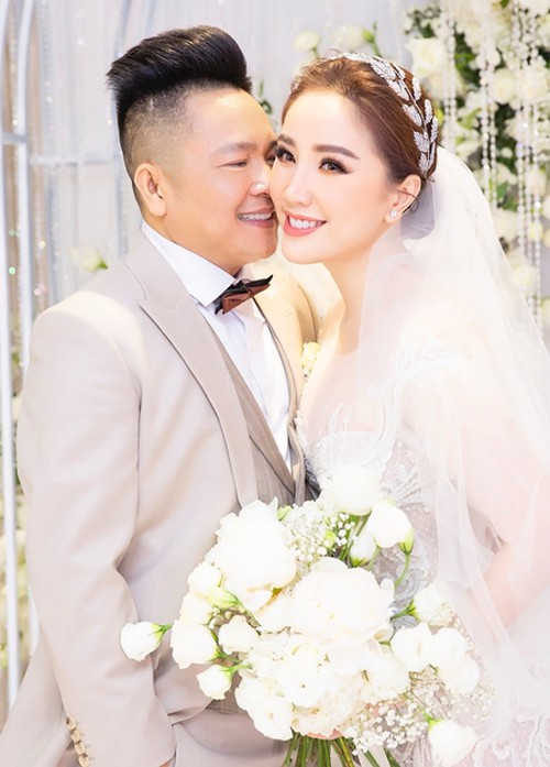 Bảo Thy và chồng trong ngày cưới.