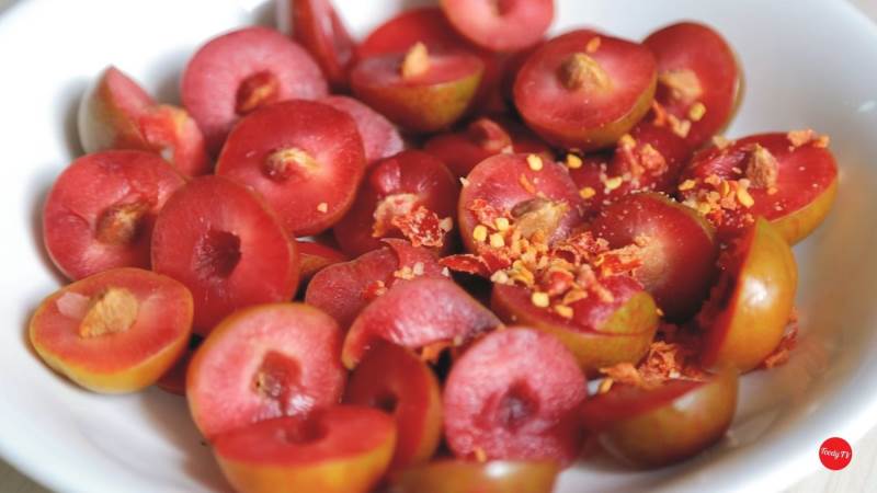Mận là loại quả ăn nhiều gây nóng trong