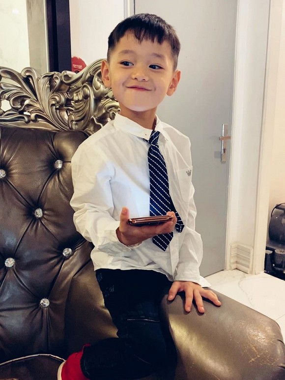 Con trai đầu của Trà My được dự đoán sẽ trở thành hot boy trong tương lai.