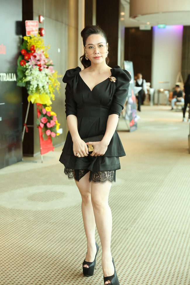 Trên fanpage cá nhân của mình, nữ ca sĩ/diễn viên Nhật Kim Anh bất ngờ có dòng chia sẻ đầy tâm trạng về tình yêu và hôn nhân.