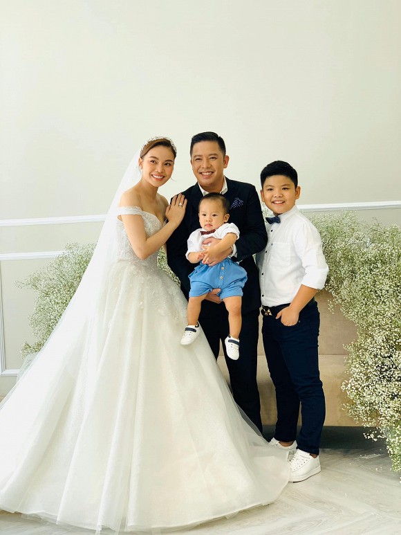 4giang-hong-ngoc2