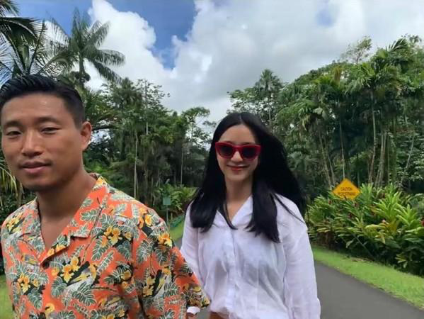 Kang Gary - cựu thành viên Running Man Hàn Quốc bất ngờ đăng tải hình ảnh cận mặt của bà xã ngoài ngành giải trí của mình.