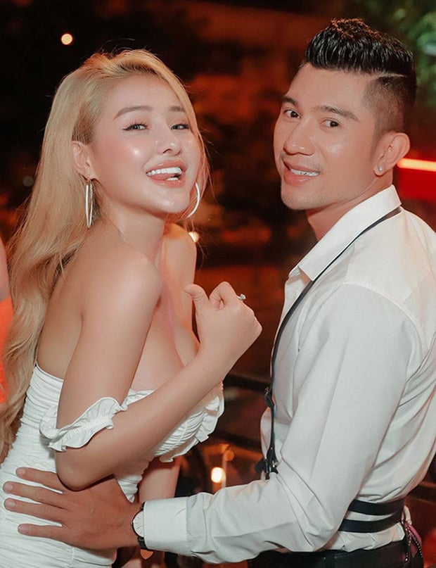 Lương Bằng Quang khẳng định bản thân vẫn sẽ ở bên cạnh Ngân 98 vì cô chính là tài sản lớn nhất của anh lúc này.    