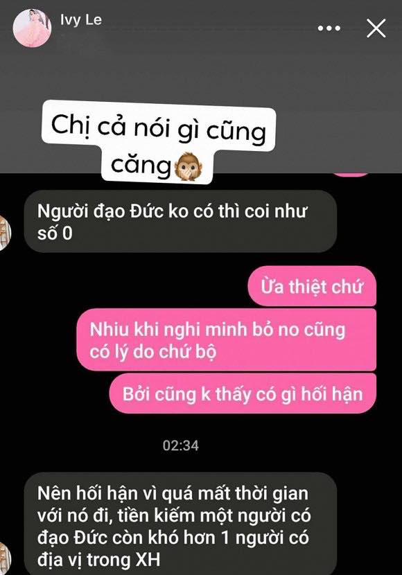 Cô thậm chí còn dành cho giọng ca 