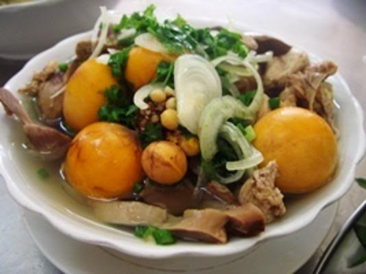Không nên ăn quá nhiều nội tạng của gà