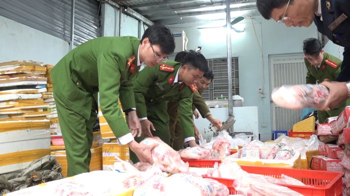 Sản phẩm được bảo quản trong điều kiện không đảm bảo.