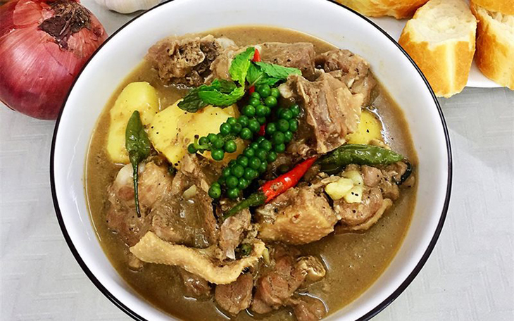 Vịt kho tiêu ngon