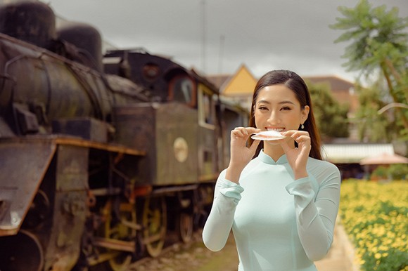luong-thuy-linh-lan-dau-tiet-lo-catxe-du-event-aea2a9