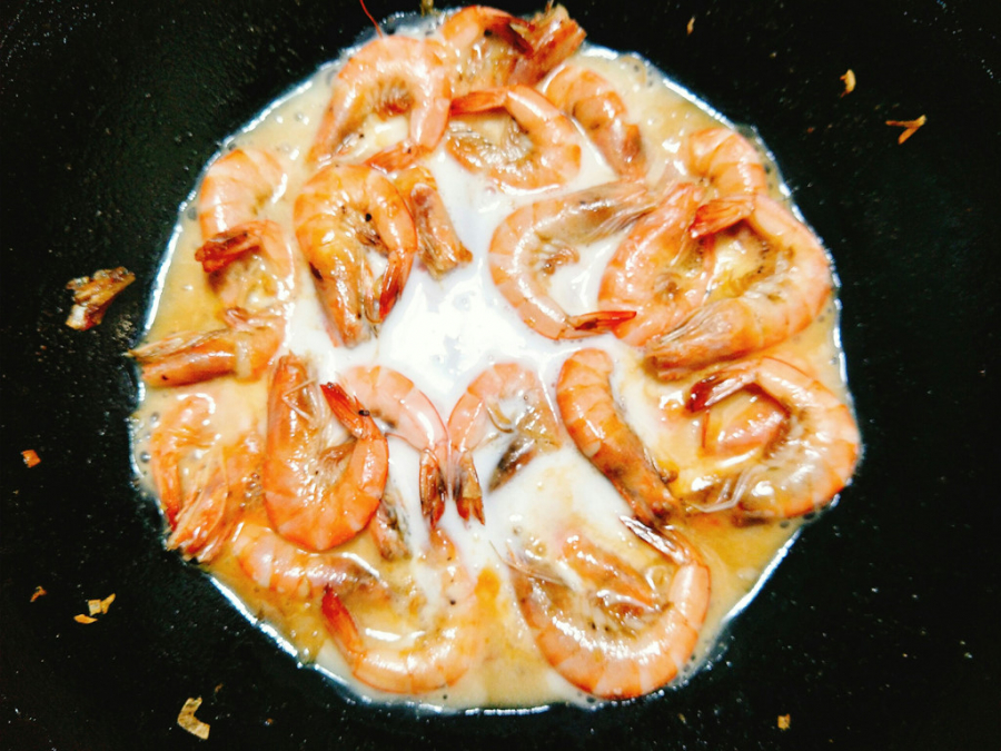 tom rim nuoc dua 2