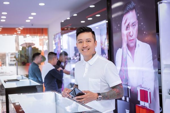 Vợ chồng Tuấn Hưng kinh doanh khá nhiều mặt hàng như: nước hoa, thẩm mỹ viện, mỹ phẩm,…