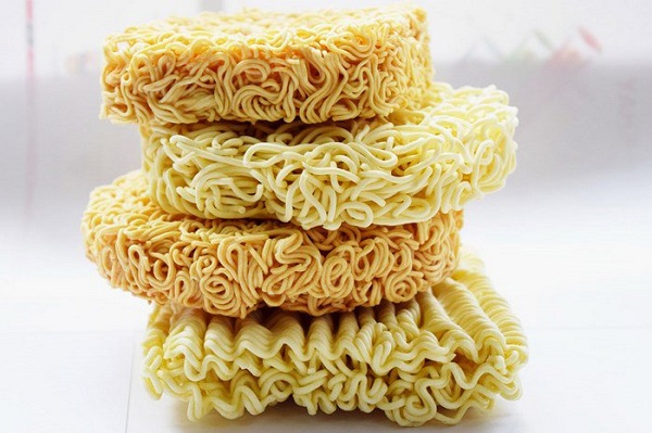 sai-lam-khi-an-mi-tom-01