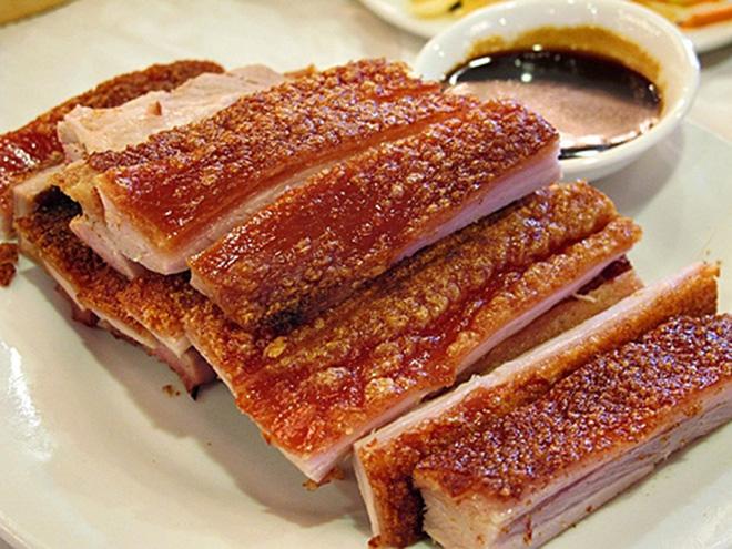 Rán thịt không nên di chuyển nhiều