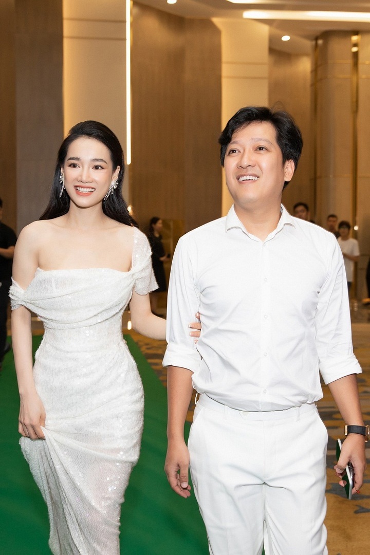 anh-trai-truong-giang-che-nha-phuong-hat-do