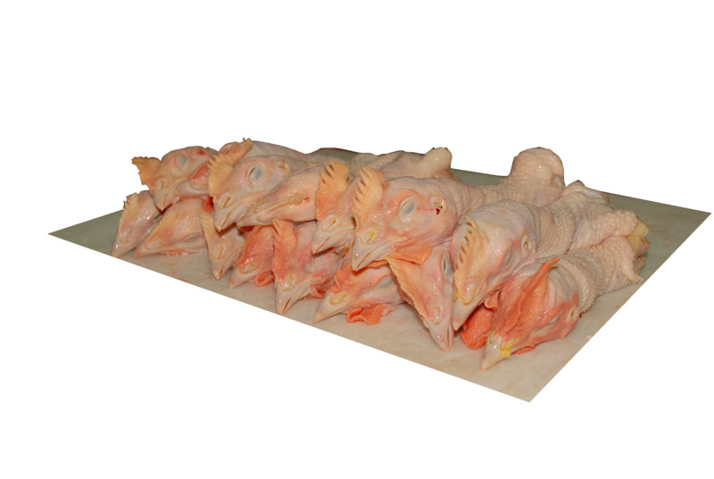 Không cho trẻ ăn da vùng cổ gia cầm