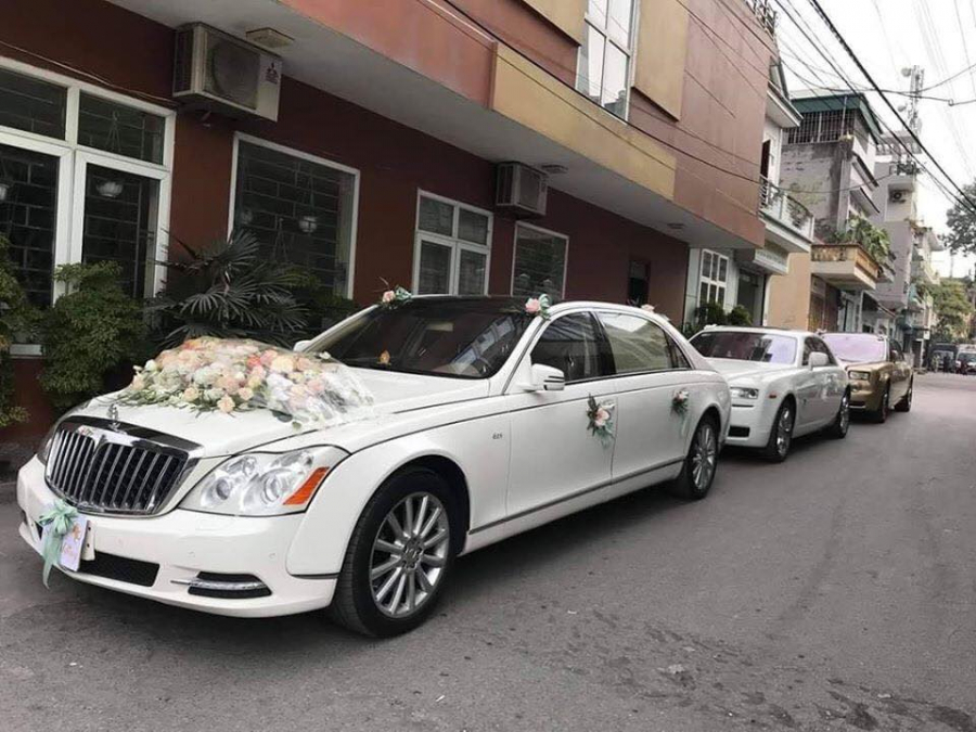 Dàn xe rước dâu gây chú ý.