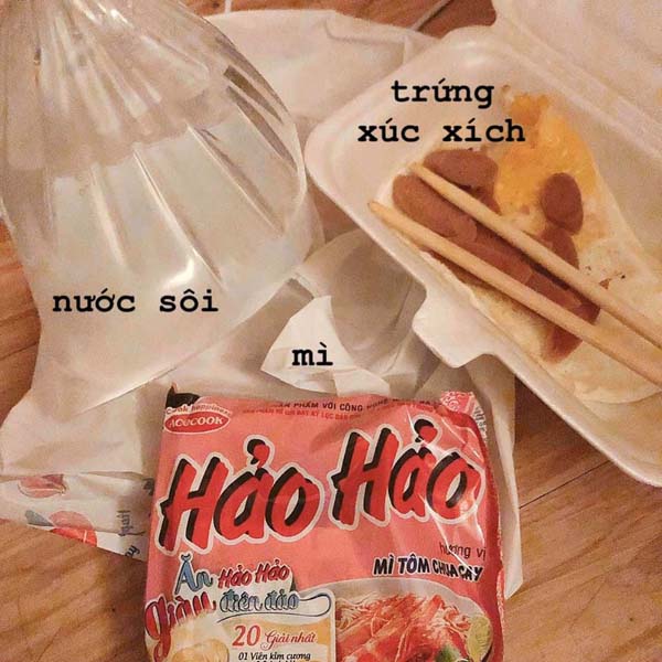 Đây là phần đồ ăn mà cô gái nhận được.