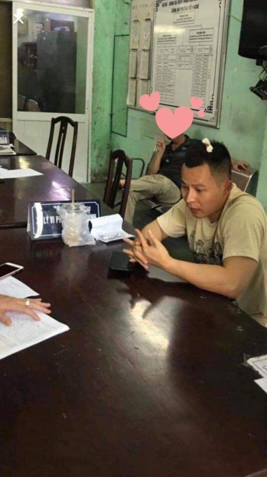 Trên mạng xã hội bất ngờ xuất hiện hình ảnh Vũ Khắc Tiệp máu me đầy mặt với thông tin 