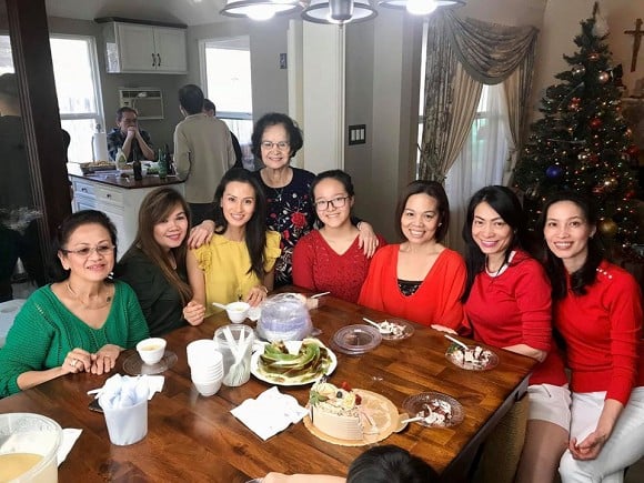 Những hình ảnh thư thái, bình yên của Ý An ở trời Tây.    