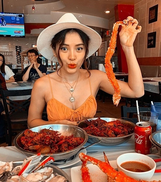 phuongtrinhjolie-62380407-7781-8033-7871-1578476348-155829069