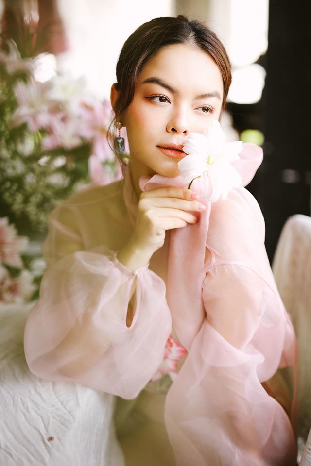 dan-sao-viet-tuoi-ty-so-huu-nhan-sac-tai-nang-gia-san-hon-nguoi-ddb043