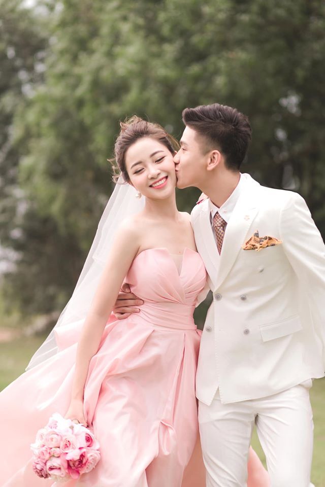 Ảnh cưới ngọt ngào của cặp đôi.
