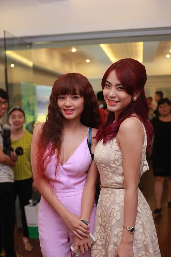 Hải Băng và Việt Huê có tình bạn đẹp trải qua gần 10 năm bên nhau.  