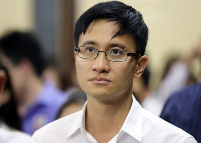 loat-scandal-chan-dong-vbiz-thap-ky-qua-ngo-kien-huy-co-con-voi-em-gai-thanh-thao-hoa-hau-hau-toa-vi-vu-an-tinh-tien-voi-dai-gia-20c00f