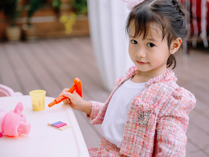 vu-thu-phuong-yeu-con-chong-nhu-con-de-4cecd6