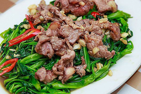Rau muống thịt bò thơm ngon ai cũng mê