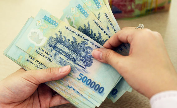 Mơ thấy đang đếm tiền mang tới tin vui