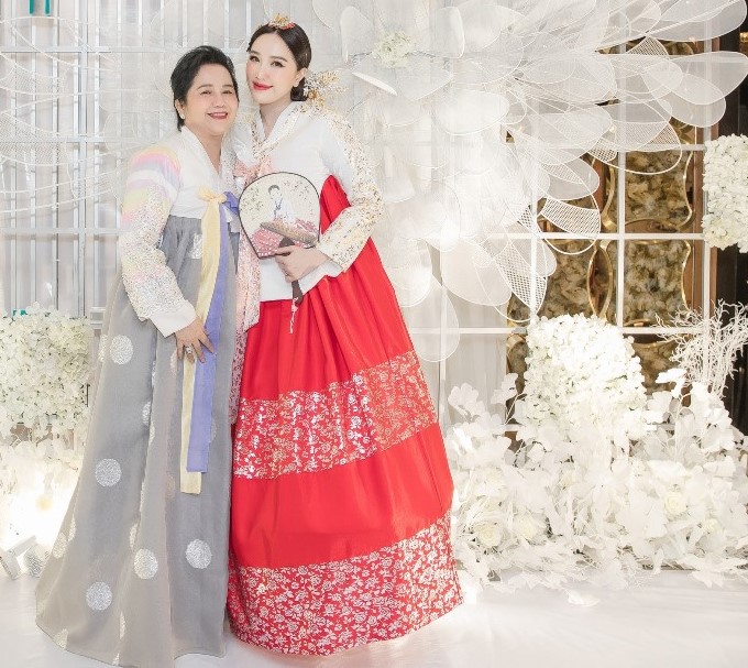 bao-thy-tiet-lo-cuoc-song-sau-khi-ket-hon-he-lo-moi-quan-he-bat-ngo-voi-me-chong-092545