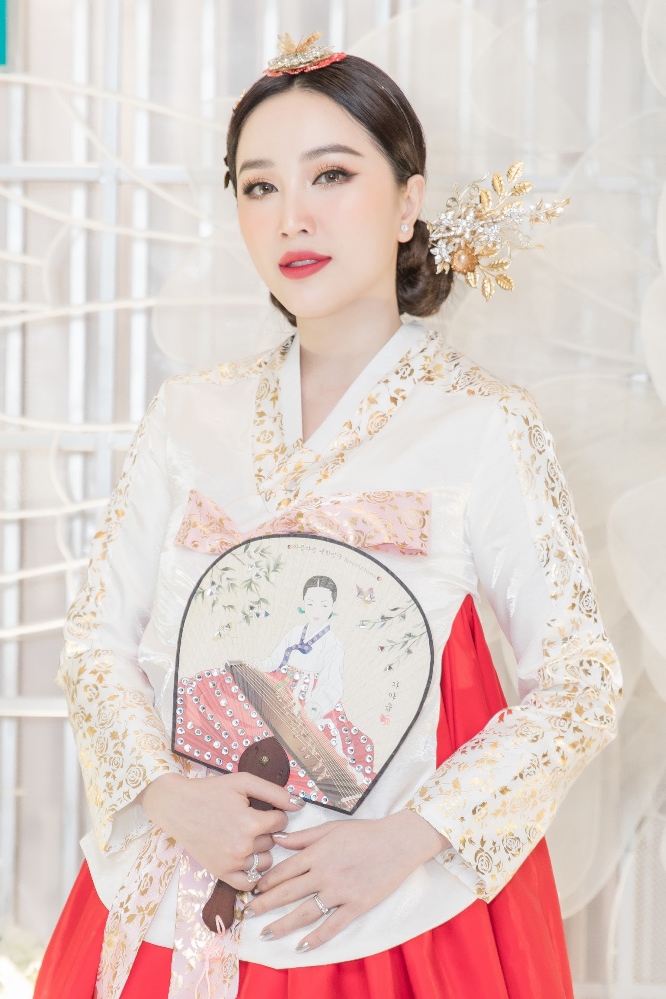 bao-thy-tiet-lo-cuoc-song-sau-khi-ket-hon-he-lo-moi-quan-he-bat-ngo-voi-me-chong-8708ad