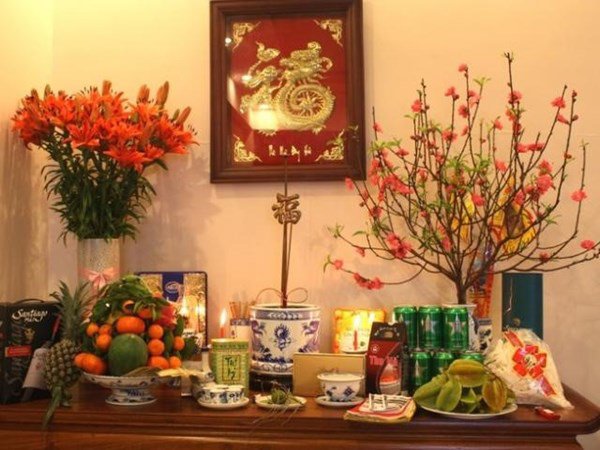 Không đạt bàn thờ lối đi lại 