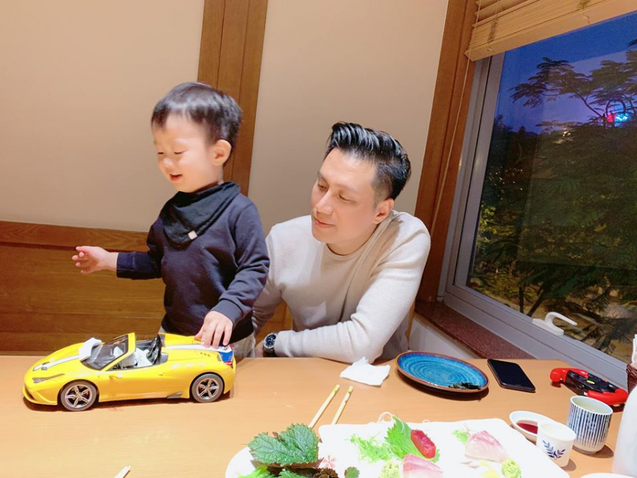 Từng tuyên bố tìm mọi cách đưa con vào Sài Gòn sống cùng mình, tuy nhiên giờ đây Việt Anh không còn bận tâm tới chuyện đó nữa.