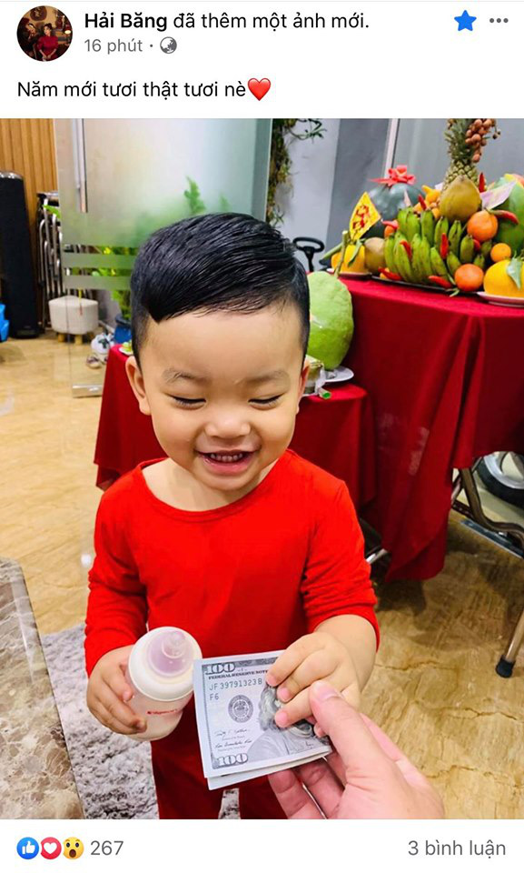 Hải Băng lì xì hội nhóc tỳ của nhà mình.