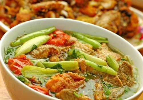 Bún cá chua cay hấp dẫn