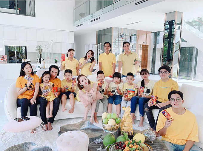 ngoc-trinh-than-ngheo-he-lo-ly-do-khong-mua-sam-hang-hieu-trong-thoi-gian-ngan-4a760b