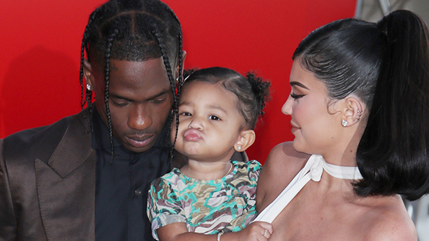 Stormi chính là con gái của cô nàng tỷ phú trẻ tuổi Kylie Jenner và nam nghệ sĩ Travis Scott