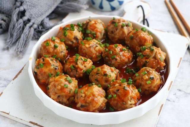 Món thịt băm viên thơm ngon khiến cả nhà ai cũng đều thích thú