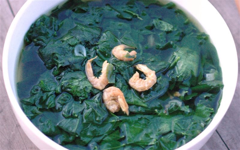 Canh tôm rau ngót đậm đà hương vị miền quê