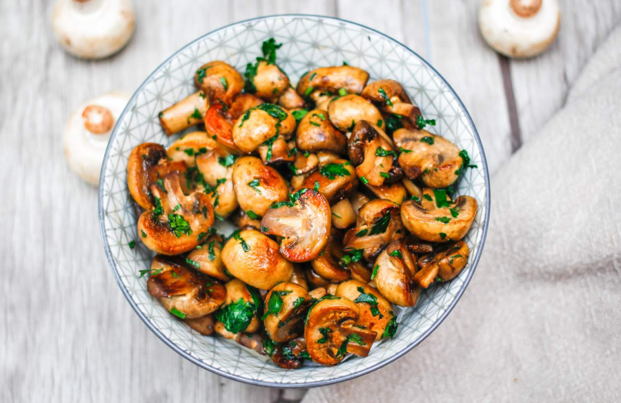 how-to-saute-mushrooms-4046156-Final-5bb2402346e0fb002650f6b0