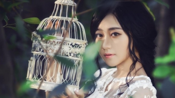 phu nu chan ly 2