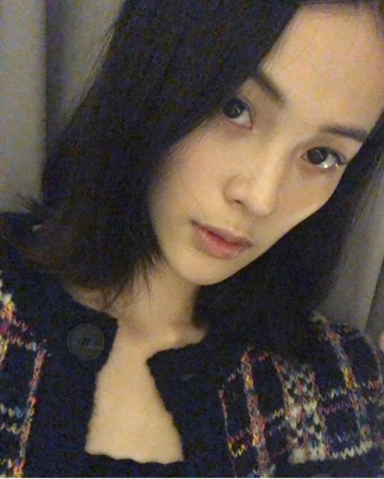 ha-vi-gay-hoang-mang-voi-dien-mao-xue-xoa-than-hinh-gay-guoc-trong-thoi-gian-o-an-cf4f79