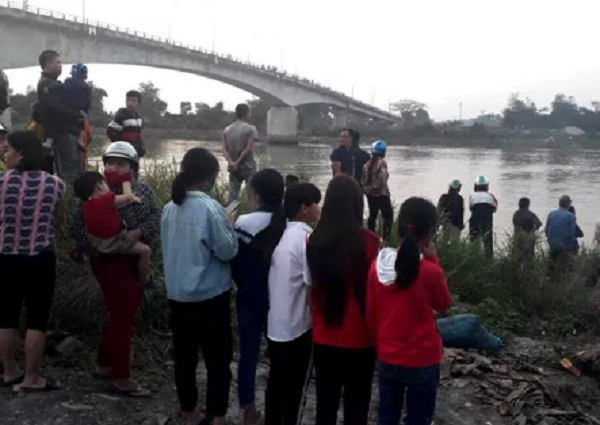 Khu vực cầu nơi xảy ra vụ việc.