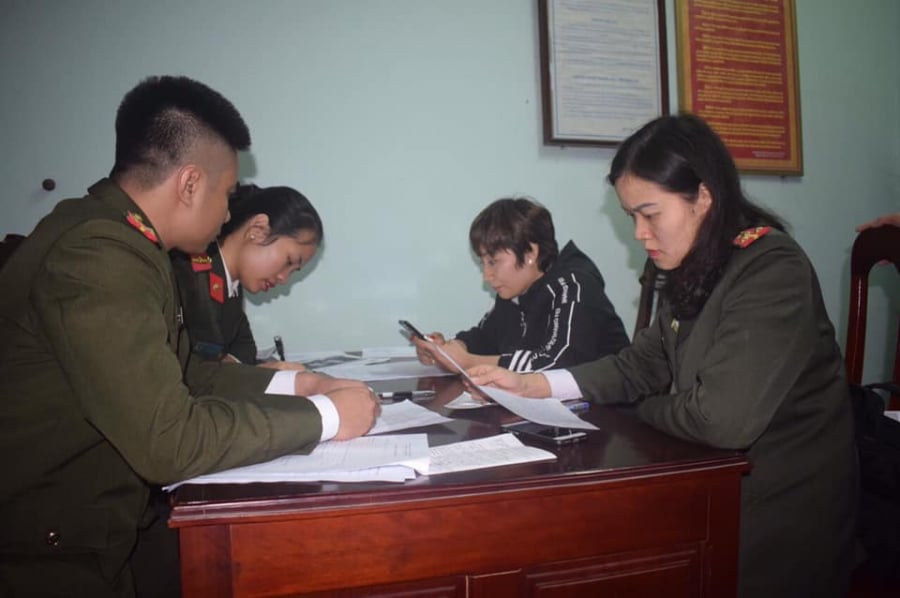 Đối tượng Trương Thị Thắm bị triệu tập vì đăng tải thông tin sai sự thật.