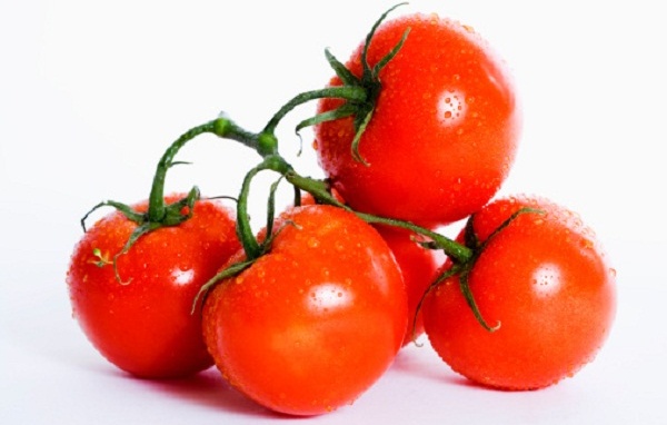 Cà chua tốt cho mắt trẻ