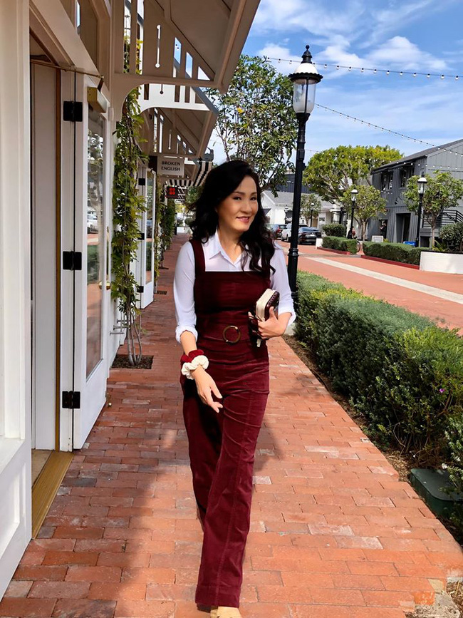 Kể cả đến nay, dù đã gần 60 tuổi nhưng nữ nghệ sĩ vẫn giữ được nhan sắc và vóc dáng nhiều người mơ ước.
